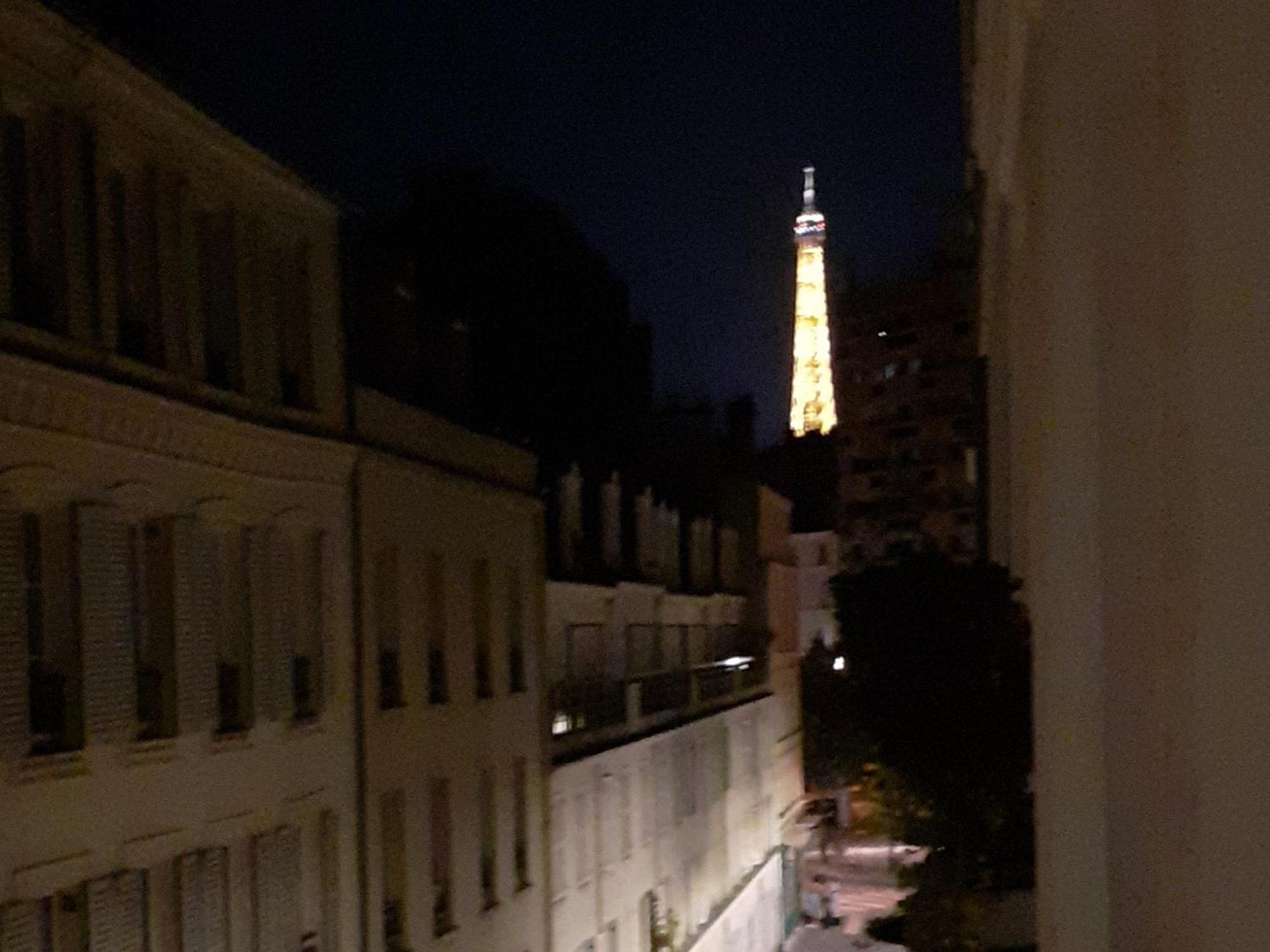 Apartamento Calme Et Proche Tour Eiffel París Exterior foto